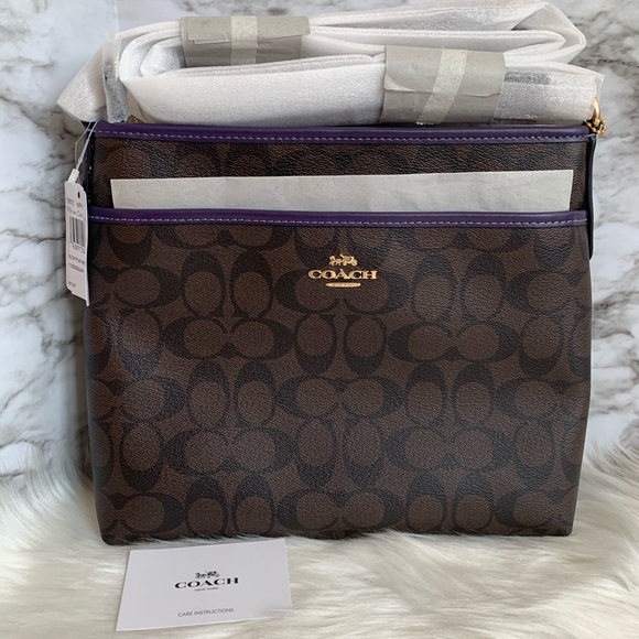 Sold🚫Coach File Crossbody In Signature Canvas - Picture 2 of 9